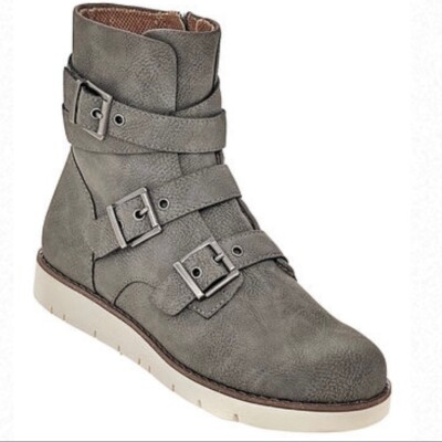 New in Box B.O.C 8/9/9.5 Kiley Grey Suede Sporty Buckle Strap Boot Ankle Bottie