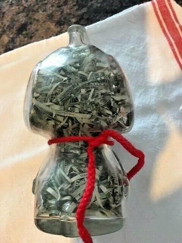 VINTAGE SNOOPY FILLED WITH MONEY - Picture 3 of 4