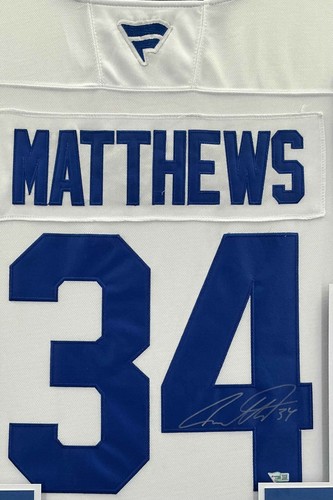 Toronto Maple Leafs Auston Matthews Signed Jersey Framed Fanatics Authentic - Picture 2 of 4