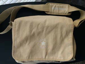 converse canvas messenger bag