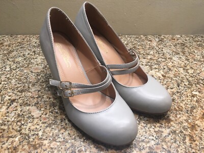 journee collection mary jane pumps