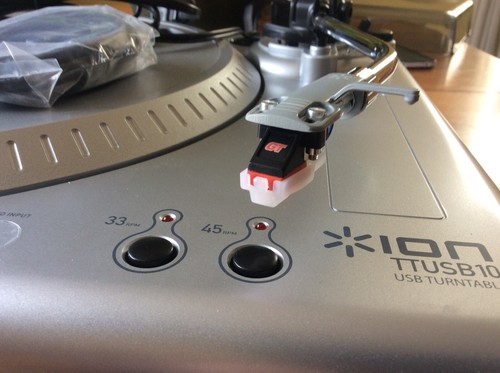 Ion Audio TTUSB 10 Vinyl Recording USB Turntable - Afbeelding 3 van 12
