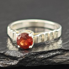 Sterling Silver Deep Garnet Stone Ring Size 9