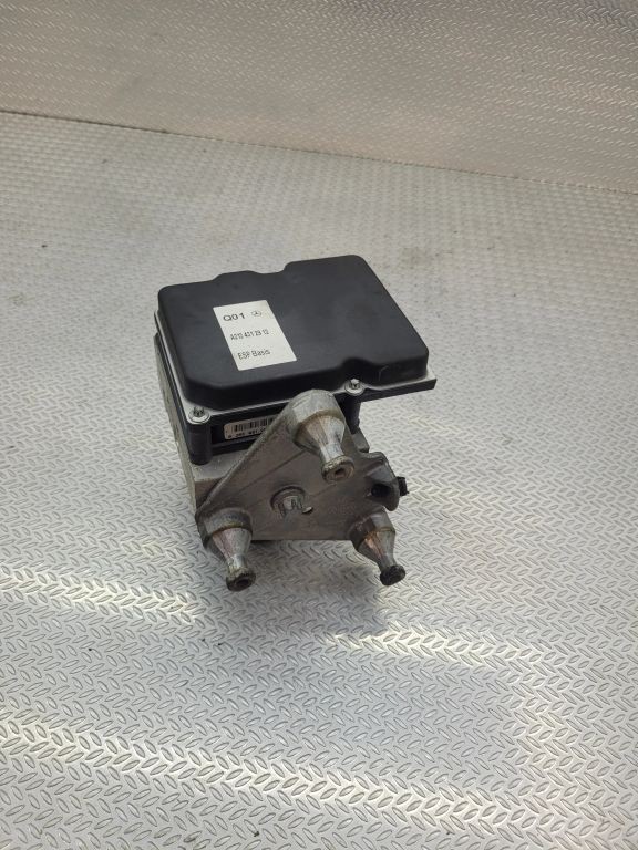 Mercedes E-Class C207 W207 2010 ABS Control Module A2124312912 SVJ14516 170kW