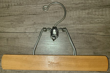 Set of 5 vtg Setwell 10.25" locking clamp wooden clothes hangers, skirts slacks
