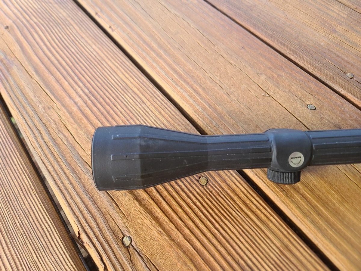 Tasco 3-9x40mm Rubber Armored Rifle Scope RC39x40A similar to Colt