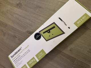 Sandstrom SFLEZ14 Flat To Wall Fixed TV Mount for 37 75” TVs Black