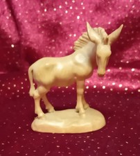 Krippenfigur, stehender Esel, Ahorn, geschnitzt, gewachst, für Figuren h=10 cm
