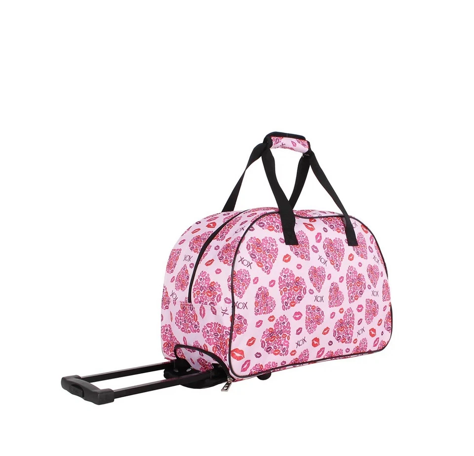 Betsey Johnson 随身包 软边 粉色 心形 XOX 聚酯 滚动行李袋 — 第 2/4 张图片