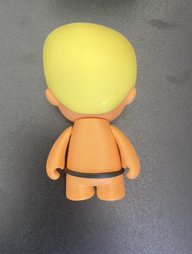 Kidrobot Bob's Burgers Grand Re-Opening Hugo Vinyl Figure 1/96 Chase with Box - Picture 3 of 3