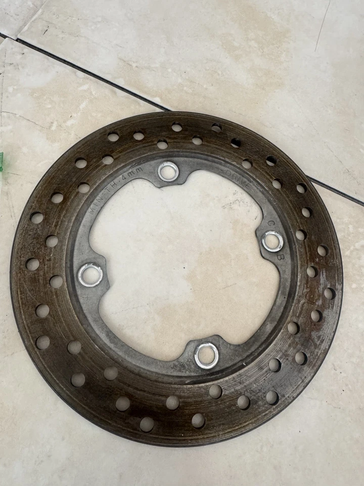 2003-2004 Honda CBR600rr rear brake rotor disk OEM, nice no lip - Image 4 of 4