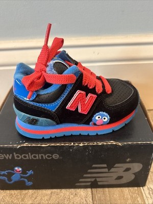 NEW BALANCE 574 GROVER SZ 5 BABY SNEAKERS SESAME STREET BLACK RED DS TODDLER OG