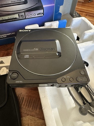 SONY D-25 Discman CD Player - Picture 7 of 10