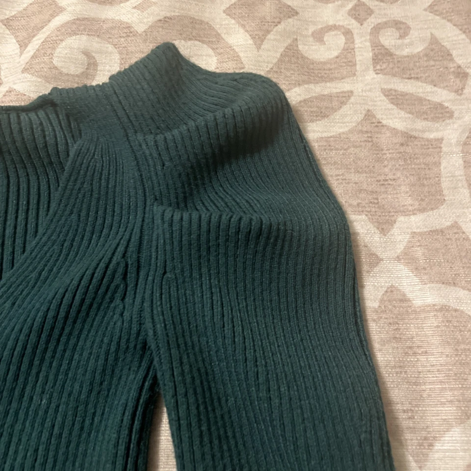 Express Womens Green Ribbed Sweater Pullover XS Knit VNeck Long Puff Sleeve - Image 3 of 4