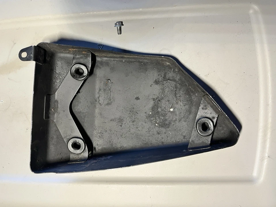 Capa lateral esquerda fabricante de equipamento original Honda Rebel CMX250 1985 85-87 - Imagem 3 de 3