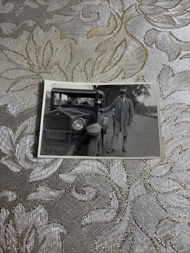 PHOTO VINTAGE Car FIAT ESSEX ? B&W 1900’s Picture Unknown Location? 521 or 1926 - Picture 2 of 3