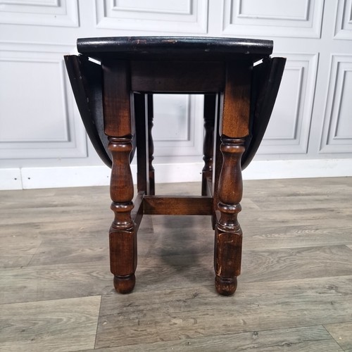 Retro Vintage Round Wooden Drop Leaf Side Sofa Wine Table - Occasional Coffee - Picture 4 of 24