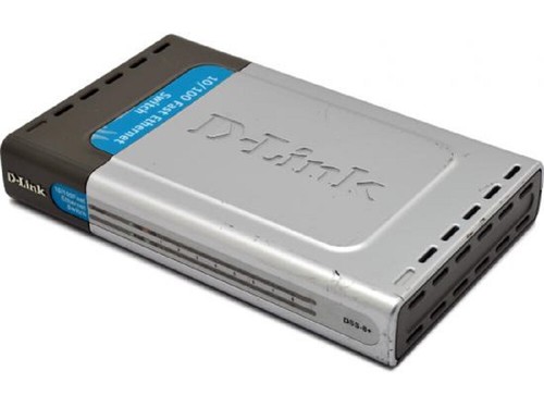 4 D-Link Switches 1 Gigabit DGS-1005D, 3x10/100 (2 DSS-5+ 1 DSS-8+) - Picture 3 of 3