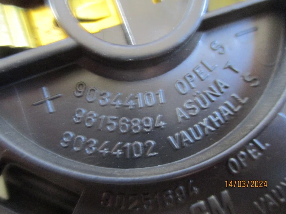 Opel Kadett E Vectra A Hupenknopf Signalknopf für 2-Speichen Lenkrad NEU orig. - Bild 4 von 4