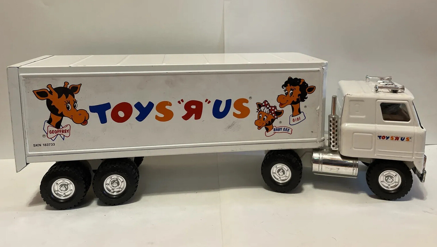 Vintage TOYS R US  Semi Truck Tractor Trailer Pressed Steel OFFICIAL by ERTL    
