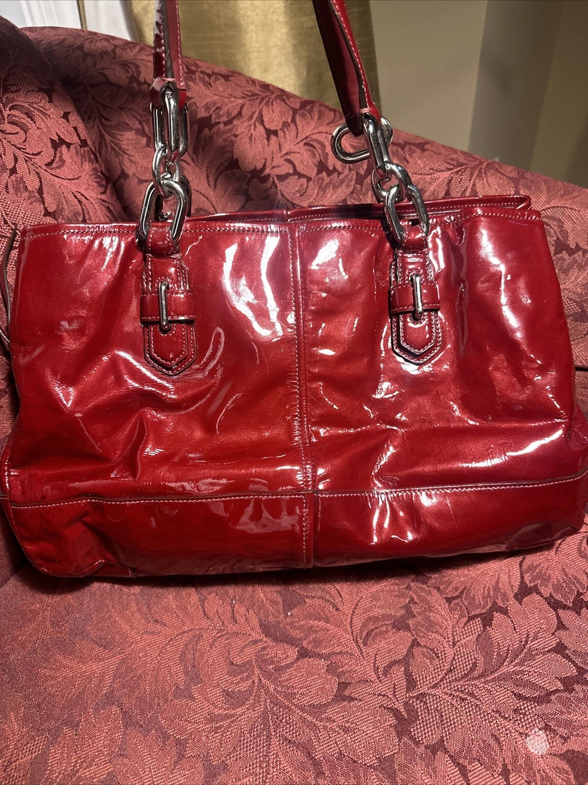 Borsa a tracolla Coach Chelsea vino rosso bordeaux vernice pelle F17855