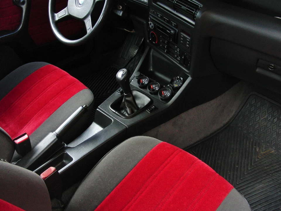 E30 BMW CONSOLA CENTRAL ACEITE MEDIDOR DE TEMPERATURA CLÚSTER - MECANIZADO CNC PARA 325, 325I, 325E Foto 4 de 4