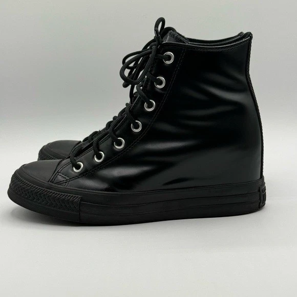 ZAPATILLAS CONVERSE PARA MUJER CHUCK TAYLOR ALL STAR CLÁSICAS DE CUERO CON CUÑA Talla 9.5 Foto 3 de 4