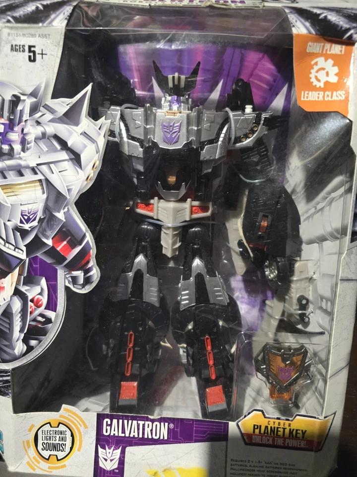 Transformers Cybertron R.I.D Galvatron Triple Changer,2005 Sealed New - Image 2 of 4