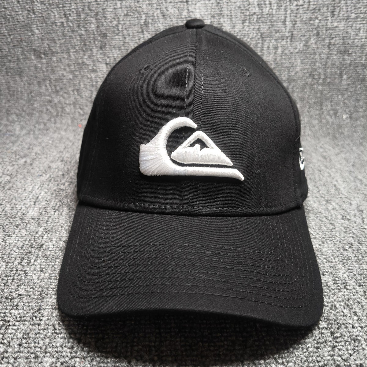 Quiksilver x New Era 39THIRTY Black Stretch Fit Baseball Cap Hat