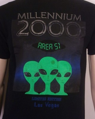vintage 90s 00s Y2K Millennium 2000 Area 51 T-Shirt Aliens Las Vegas LE sz M
