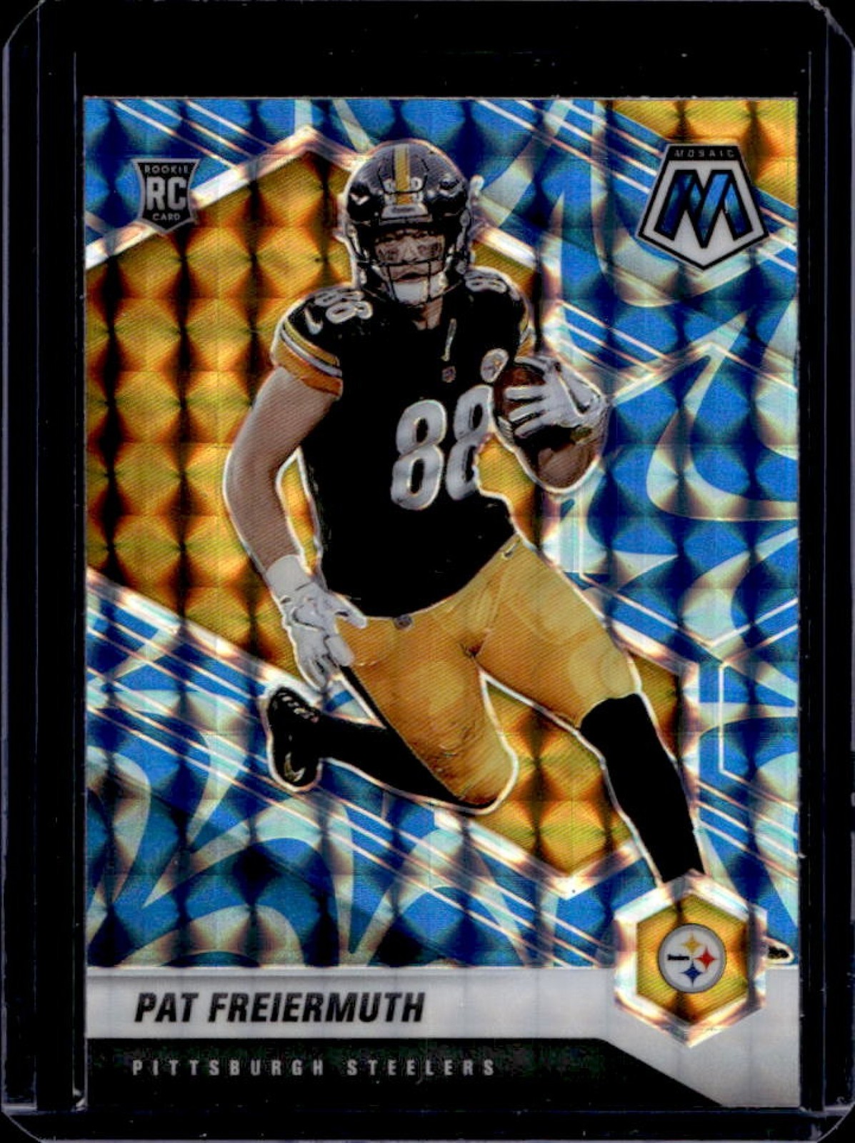 2021 Panini Mosaic Pat Freiermuth RC Prizm Reactive Blue Rookie #332 Steelers