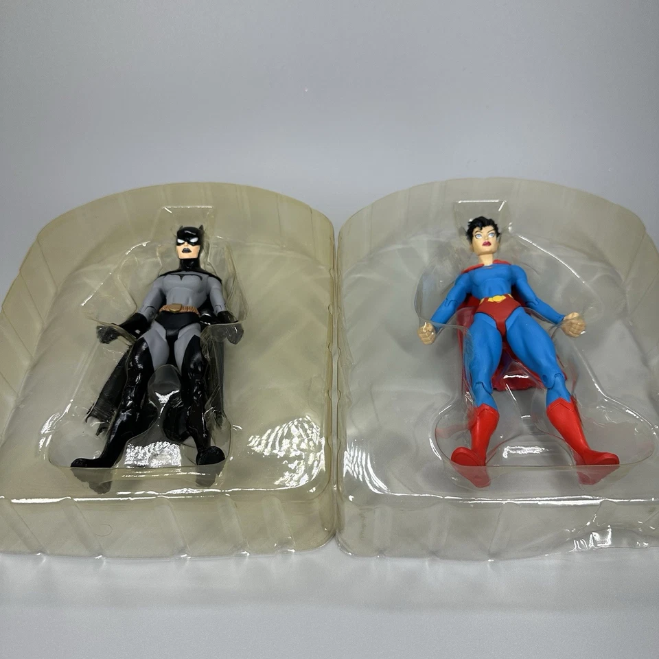 Figuras de acción DC Direct Superman/Batman Vengeance Batwoman & Supergirl 6" Foto 4 de 4
