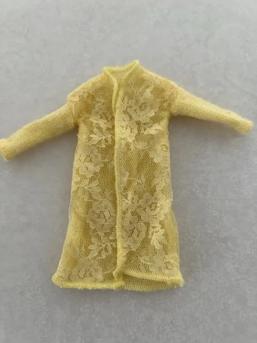Vintage Barbie Doll Yellow Lace Front Cardigan With 3/4 Length Sleeves (A180)