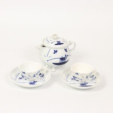 MEISSEN T&ecirc;te-&agrave;-T&ecirc;te Service Knaufzeit um 1880 Tischchenmuster Blau Wei&szlig; 1/2 Wahl
