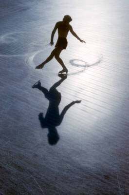 Tenley Albright Skates On The Ice 1955 Old Figure Skating Photo 2