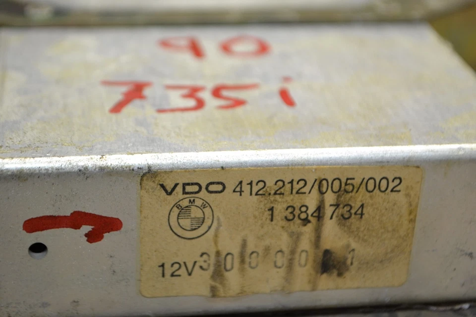 BMW 735i 1988-1991 unidad de control de crucero 1384734 módulo 226-4F9 Foto 2 de 3