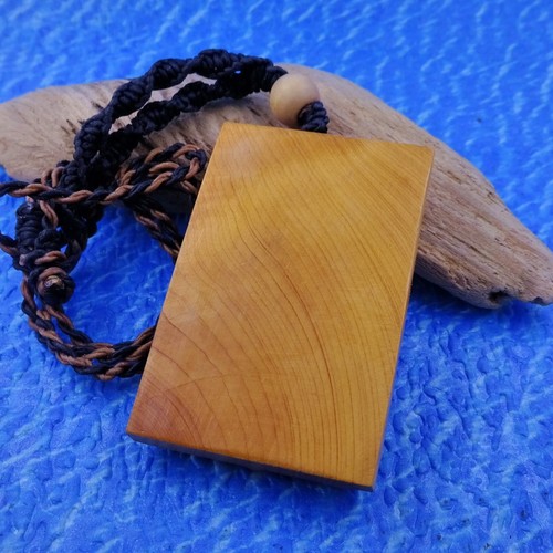 Kwan Yin Pendant Macrame Pendant Necklace Intricate Wood Carving - Picture 2 of 6