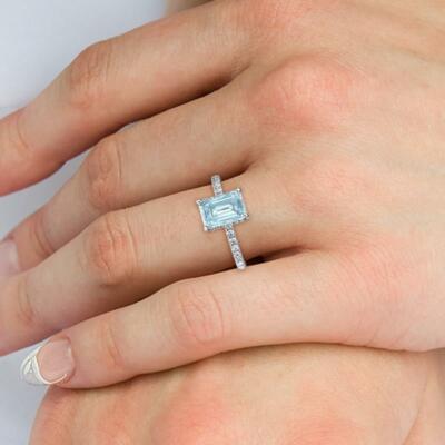 お値下げ可　スタージュエリー AQUAMARINE & DIAMOND RING お値下げ可 スタージュエリー AQUAMARINE & DIAMOND RING