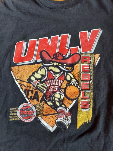 Vintage UNLV Rebels T-Shirt (Capitol): Men's Size L, Fast Shipping! - Picture 2 of 5