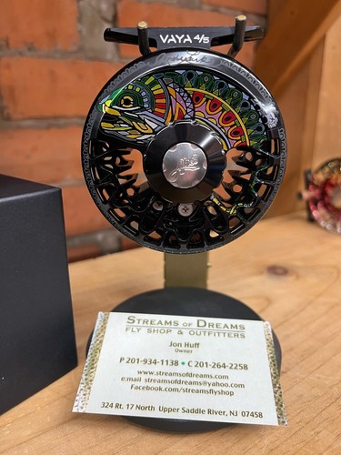 Abel Vaya 4/5 Fly Reel Larko Rainbow Finish Platinum Handle - Streams of Dreams - Picture 1 of 3