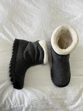 Bogs B-Moc II | Women's Size 9 | Casual Boots | Charcoal Gray