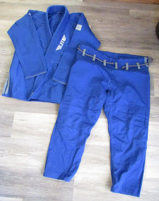 Elite Sports Brazilian Design MMA Martial Arts/Jiu Jitsu Gi and Pants Size A3