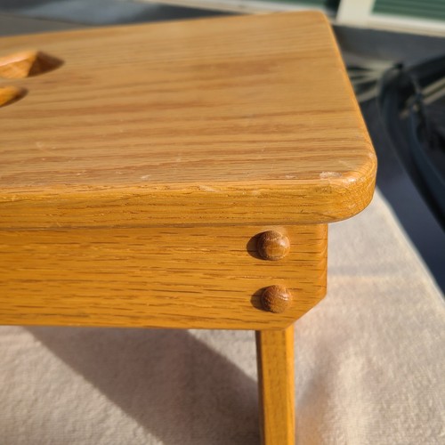 Kleiner Fußhocker Amish Made Eichenholz mit Herzen - Bild 10 von 17