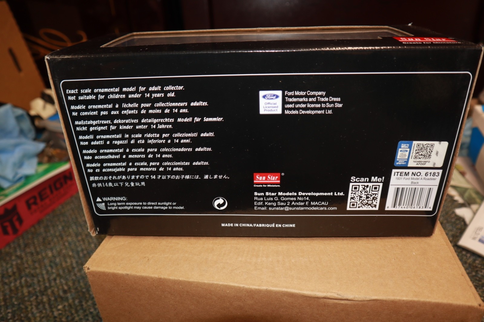 1931 Ford Model A Roadster Car in Black 1/18 by Sun Star # 6183