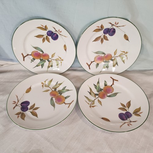 Royal Worcester, Evesham Vale Dinner Plates, Set of 4, Made In England, Nice!