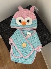 HAND CROCHETED "BABY OWL "Hat and Diaper Cover Set. Great for photo shoots.