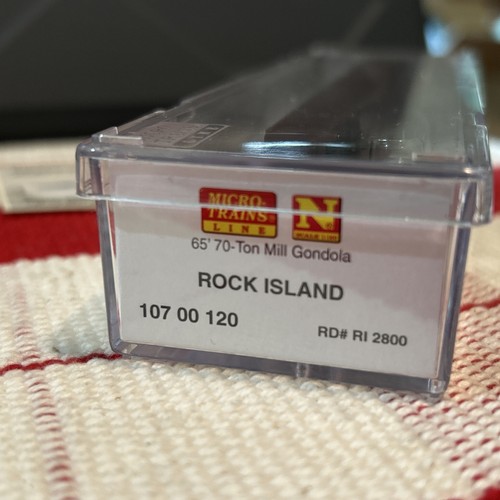 Micro-Trains 10700120 65' Rock Island 70-T Gondola Structural Steel Load - New! - Picture 5 of 5