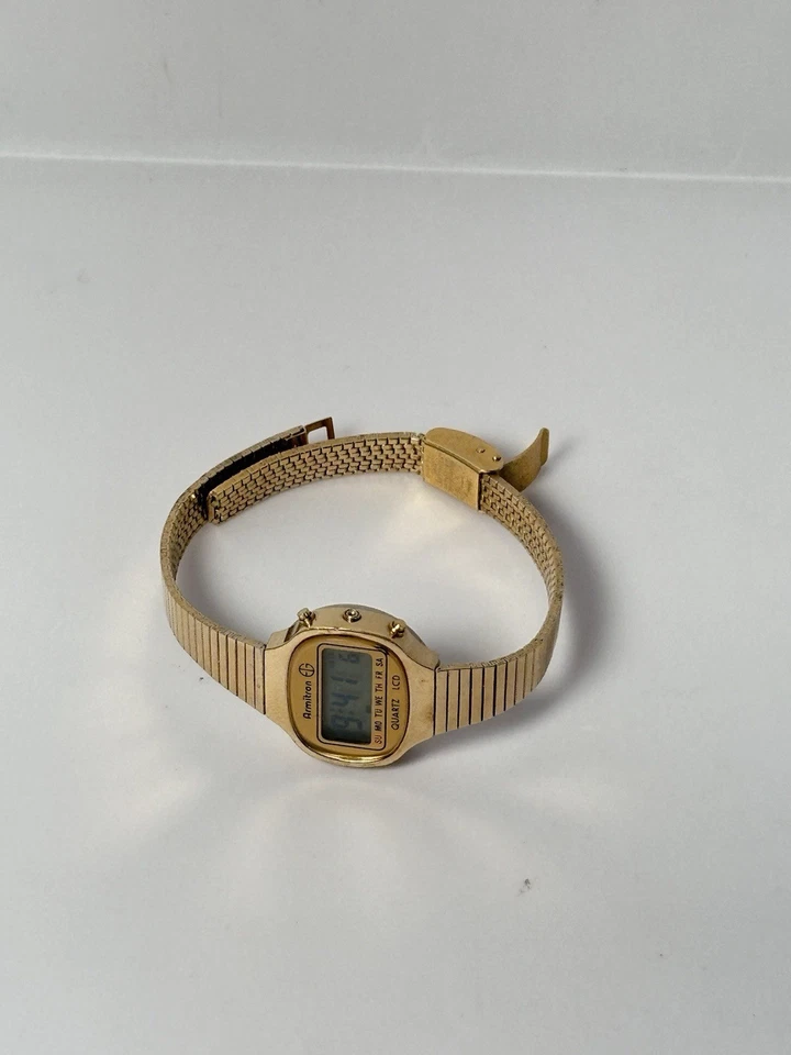 Reloj Pequeño Digital Armitron Damas, RARO Genuino Vintage LCD, Regalos para Ella Foto 2 de 4