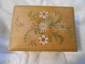 VTG German Wood Music Trinket Box Swiss movement "after the rain, it shines"