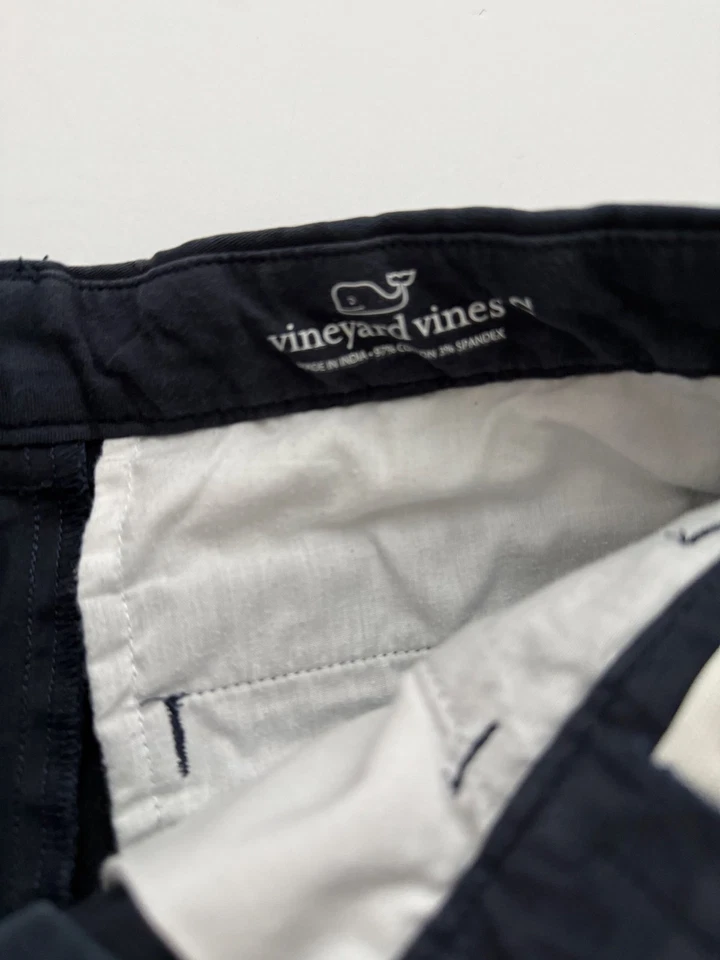 VINEYARD VINES navy blue cotton bermuda shorts Boy's 12 Adjustable waist - Image 2 of 3